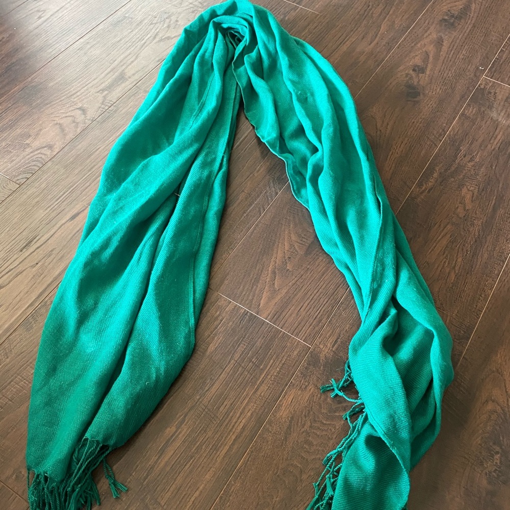 Green scarf